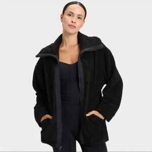 All In Motion | Women’s High Pile Jacket | Black | Small |